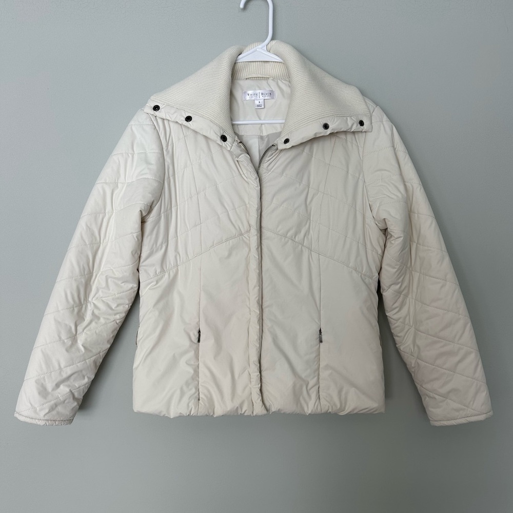 White House Black Market Cream Puffer Jacket